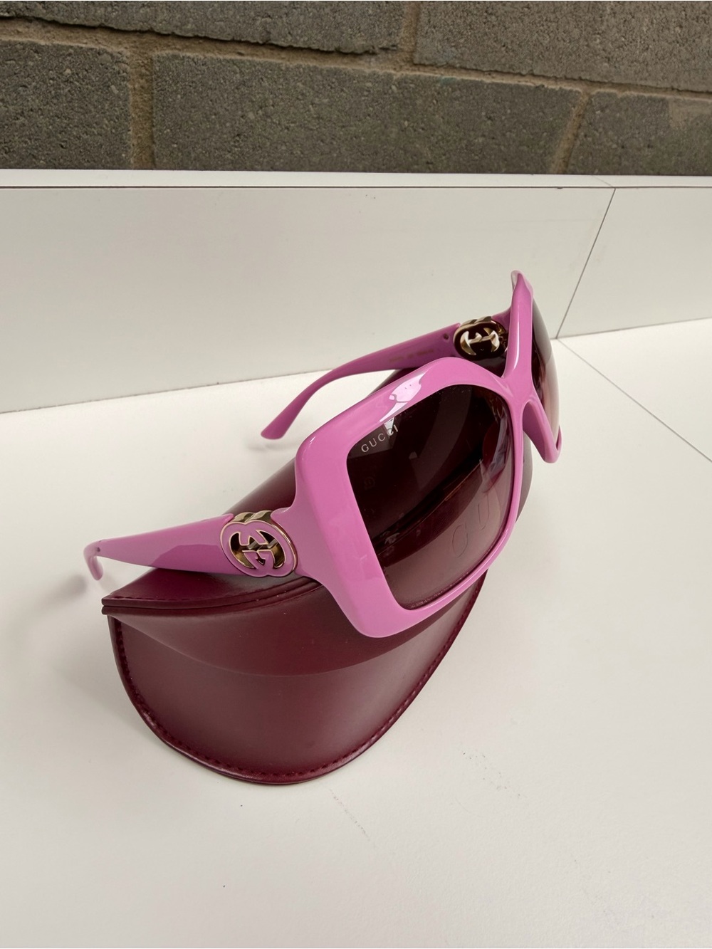 Gucci Pink Oversized Logo Square Women's Sunglasses